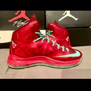 Nike Lebron X Christmas